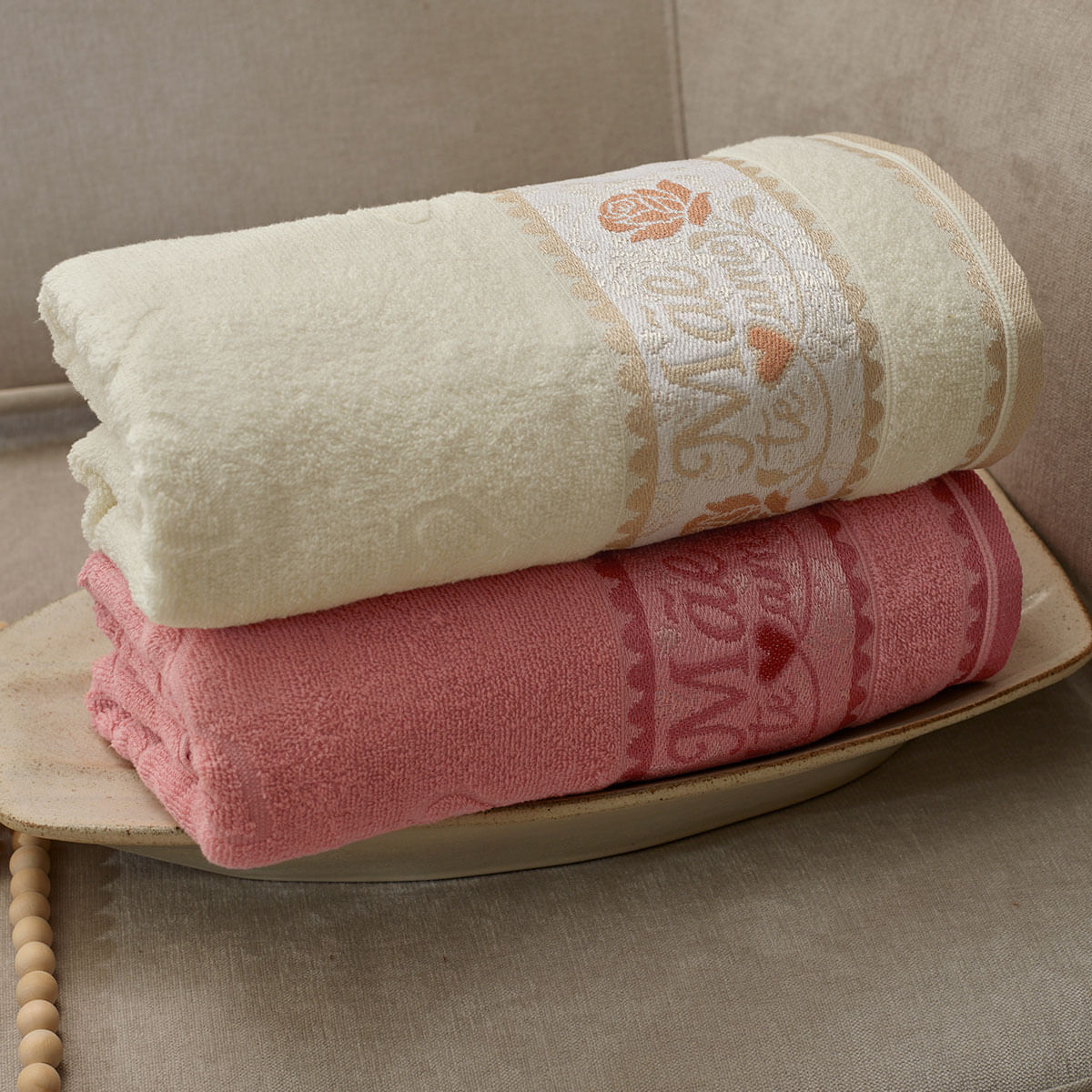 toalha-dia-das-maes-ambiente-ROSAS-detalhe-02--1-