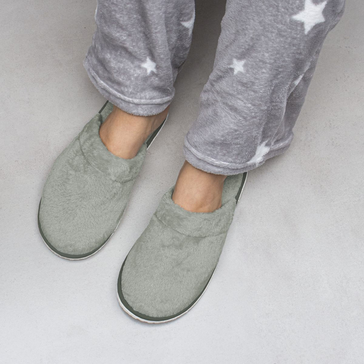 pantufa-classic-ambiente-cinza-astral